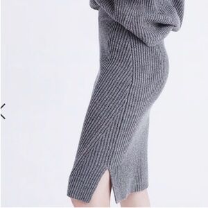 Madewell Charcoal Ribbed Pencil Skirt EIC